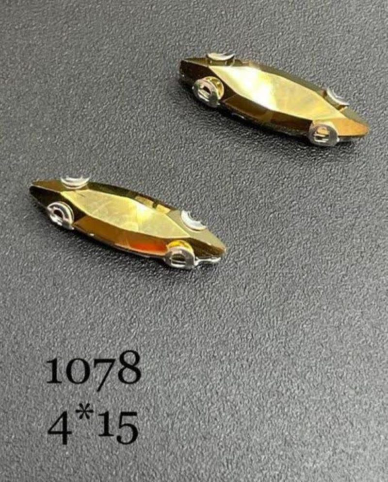 نگین مارکیز طلایی متالیک به ابعاد 4*15  کد:   1078 - تصویر 1