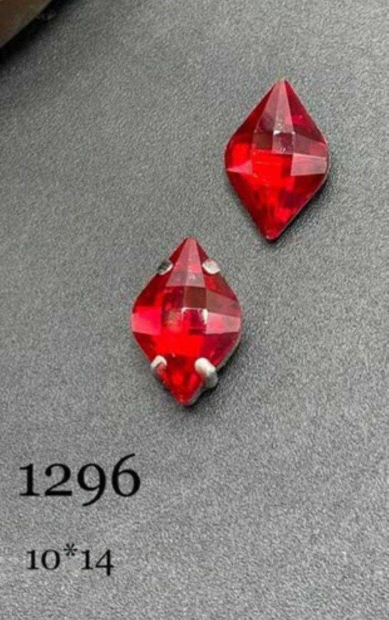 نگین حلزونی به ابعاد 14*10 قرمز کد: 1296 - Image 1