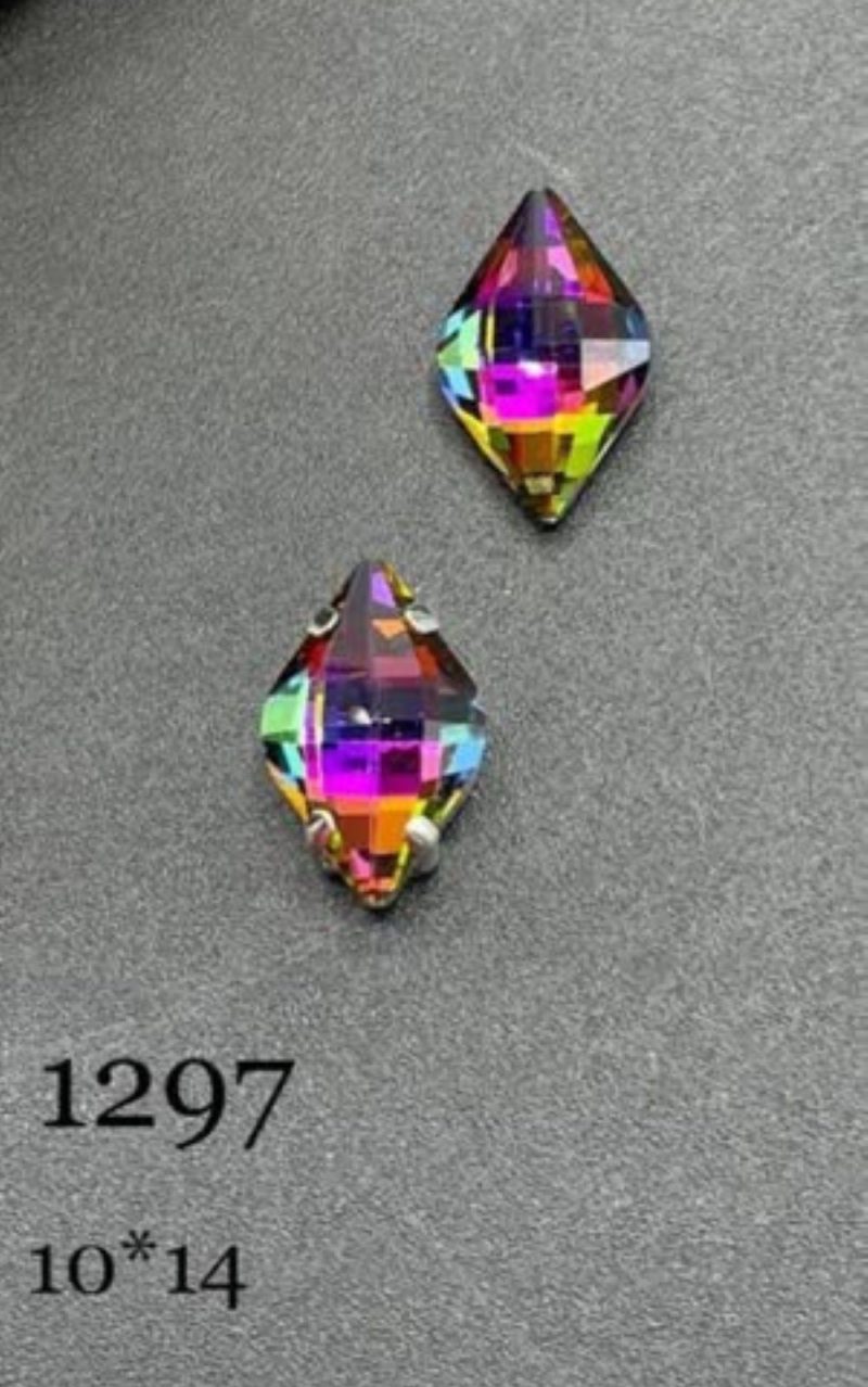 نگین حلزونی به ابعاد 14*10 سبز طاووسی کد: 1297 - Image 1