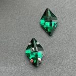 نگین حلزونی به ابعاد 14*10 سبز زمردی کد:1304