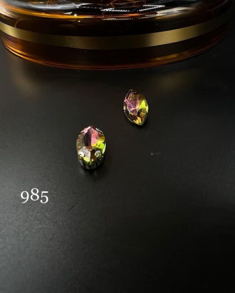 نگین مارکیز طاووسی 2 سایز 9*18 کد 985 - Image 1