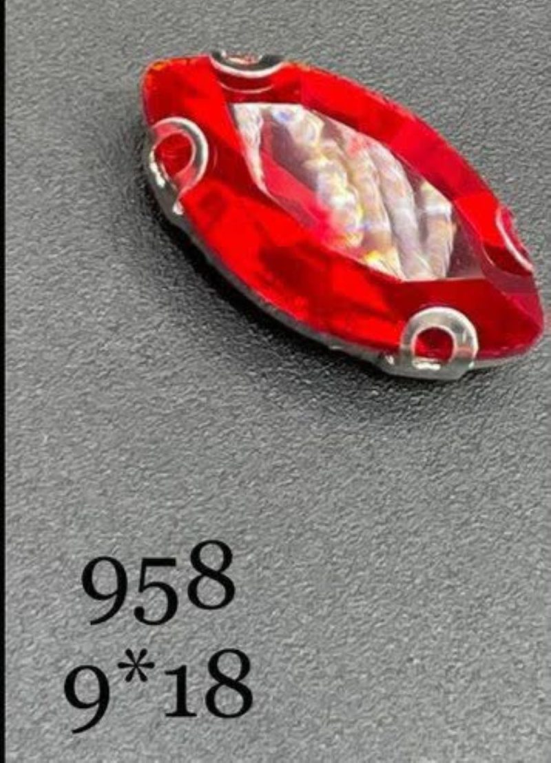 مارکیز قرمز روشن سایز 9* 18  کد:9958 - Image 1
