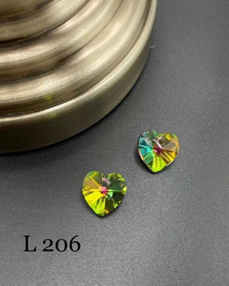 کریستال طرح قلب های کپی سواروسکی سایز 10 سبز طاووسی       L206 - Image 1