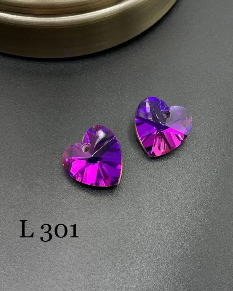 کریستال طرح قلب سواروسکی سایز 14 بنفش هفت رنگ       L301 - Image 1