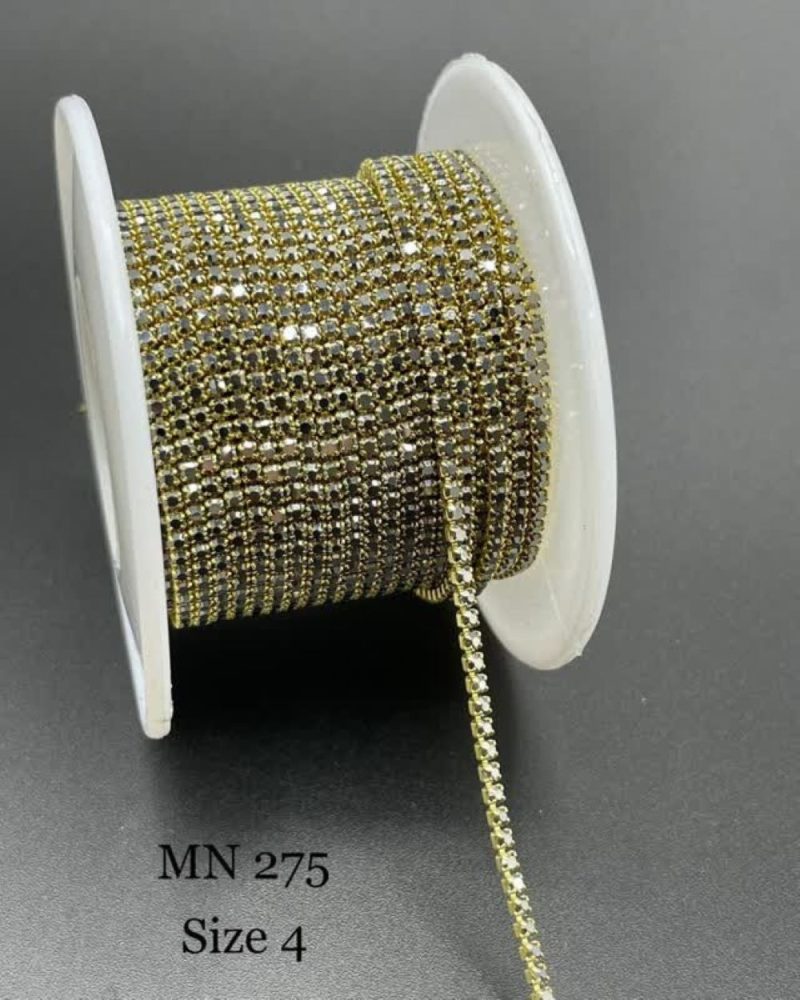 نگین متری سایز 4 کد: 275 نقره ای متالیک پایه طلایی - Image 1