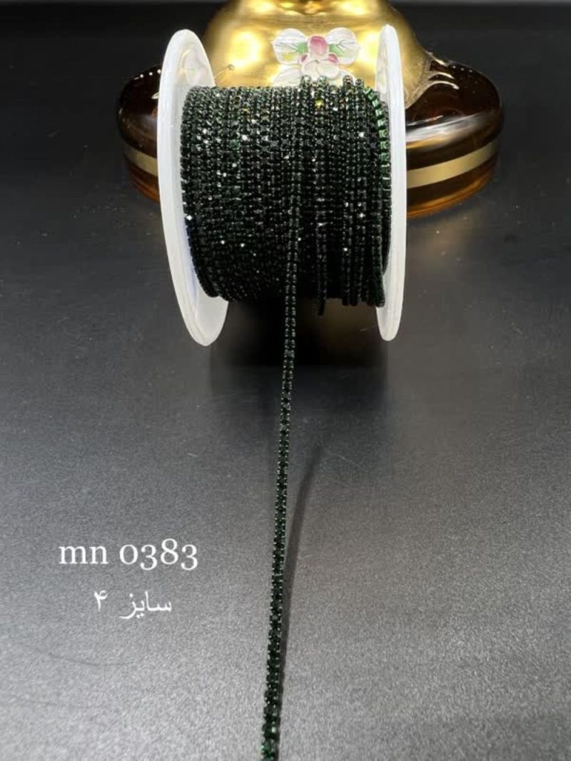 نگین متری سایز ۴ سبز زمردی پایه همرنگ کد: mn0383 - Image 1