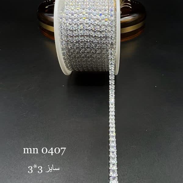 نگین متریzirconسایز ۳*۳نقره ای پایه نقره ای mn0407