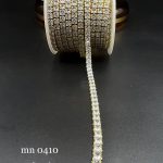 نگین متریzirconسایز ۴*۴نقره ای پایه طلایی mn0410