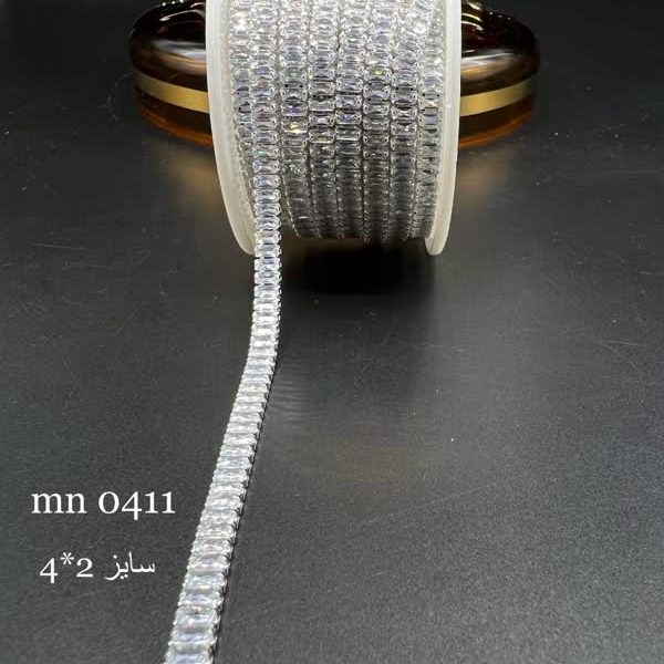 نگین متریzirconباگت سایز۲*۴نقره ای پایه نقره ای mn0411