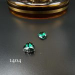 نگین مثلث برمودا ۱۲*۱۲ سبز زمردی ۱۴۰۴