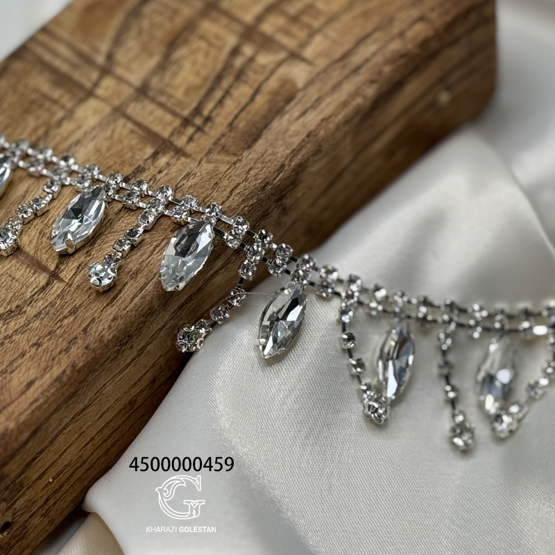 یراق نگین متری